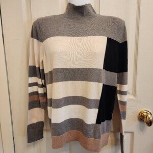 Womens turtle neck sweater size M